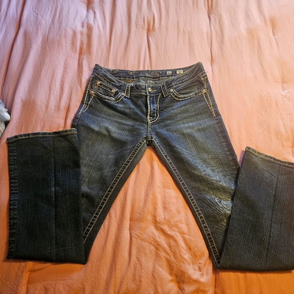 MissMe Bootcut Size 31 Inseam 34